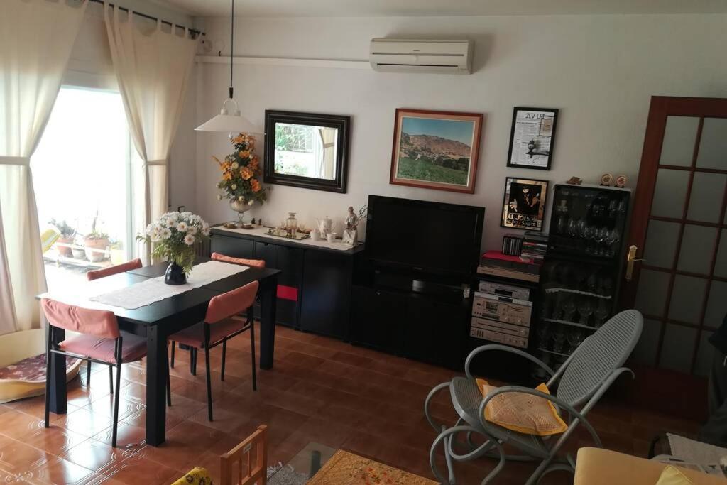 Appartamento Calella Playa Esterno foto